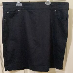 Women’s Size 14 Black Skirt